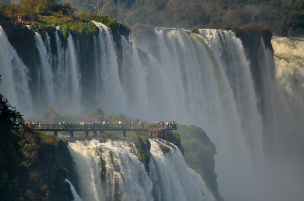 Comment planifier une randonnée pour observer les chutes d'Iguaçu, Brésil?